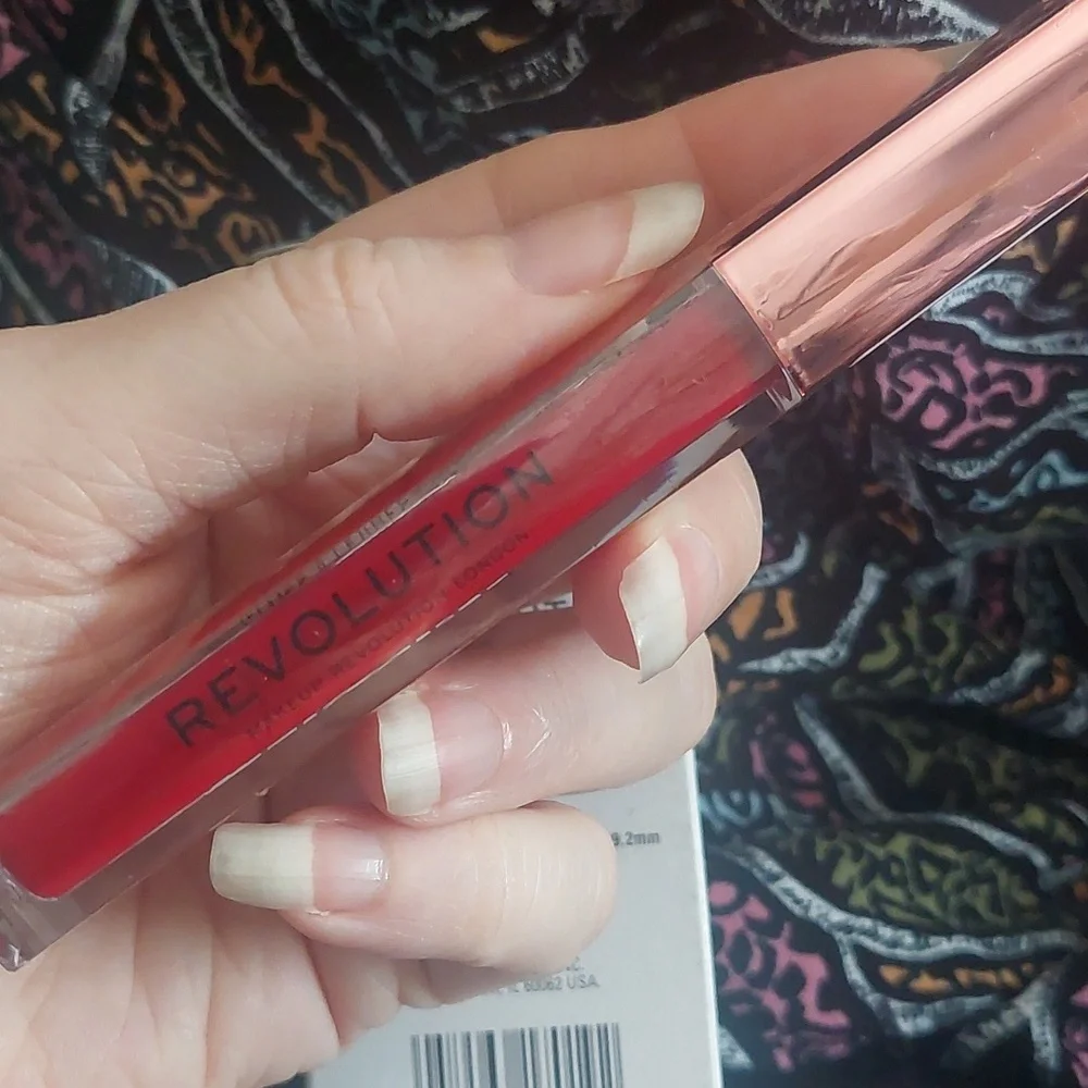 NEW Makeup Revolution Lip Vinyl‎ in Ruby